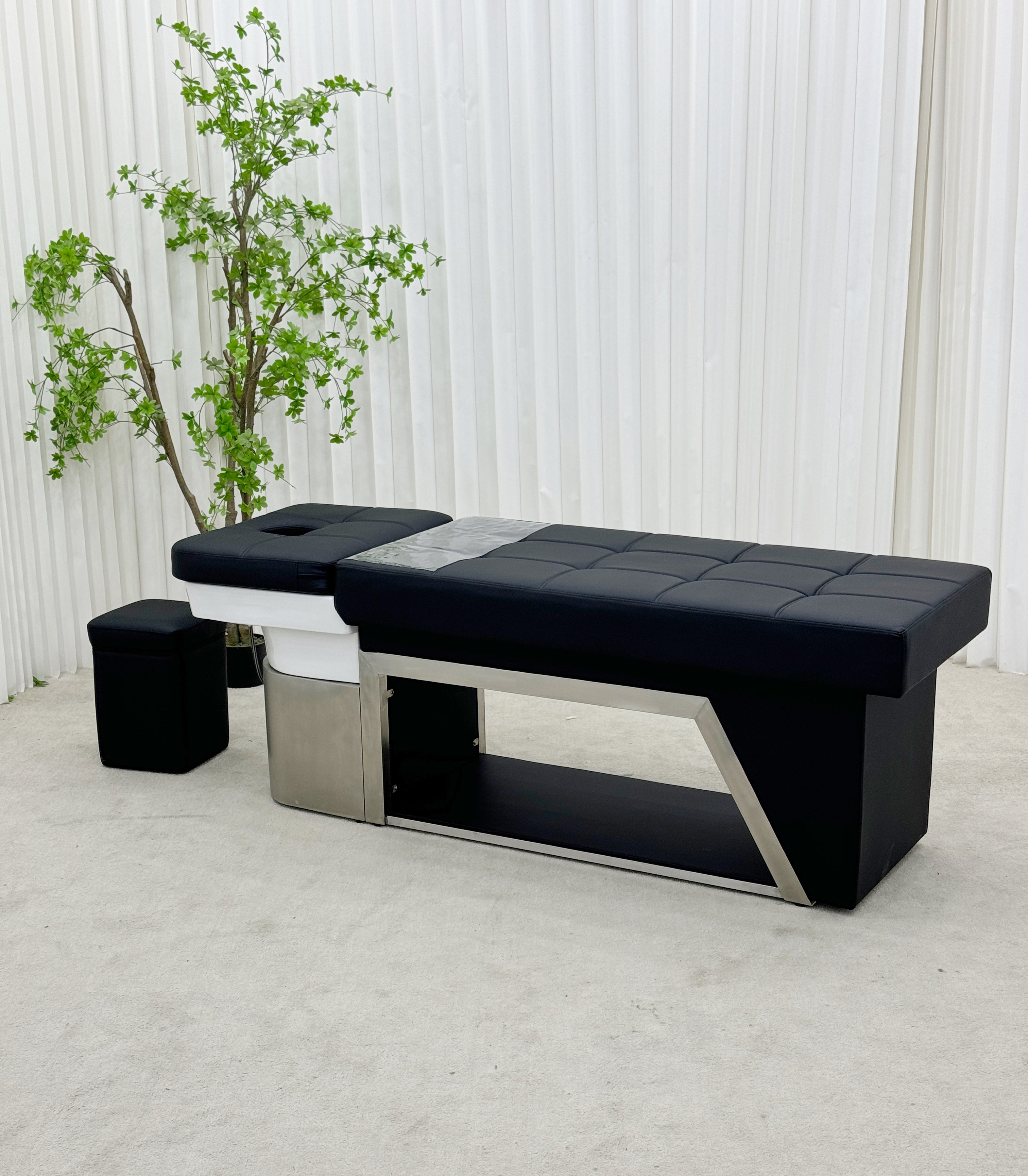 Master Stylist Wash Station