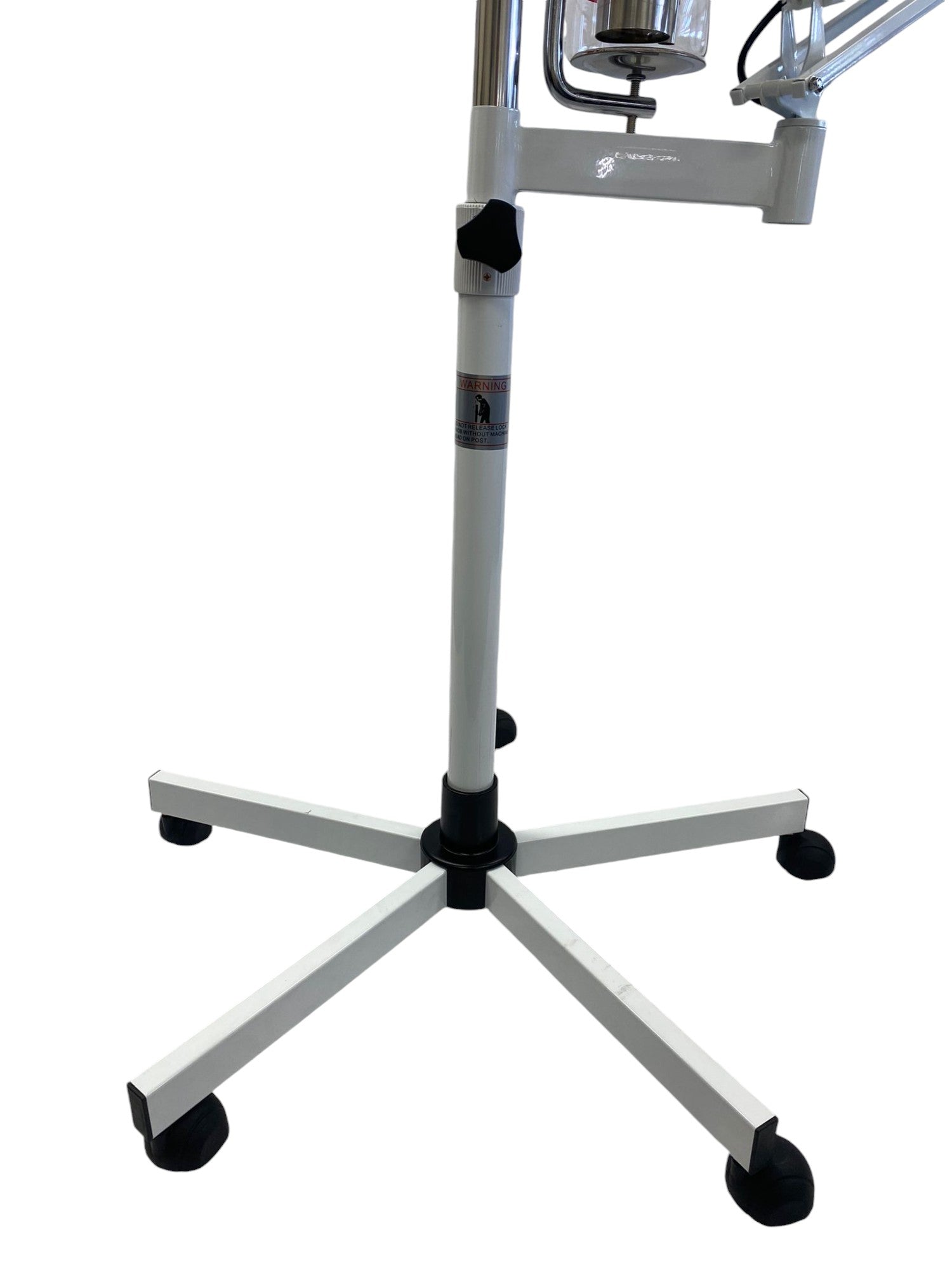 Karma_Compact_Facial_Steamer_with_Ozone_with_LED_Magnifying_Lamp_Stand_View